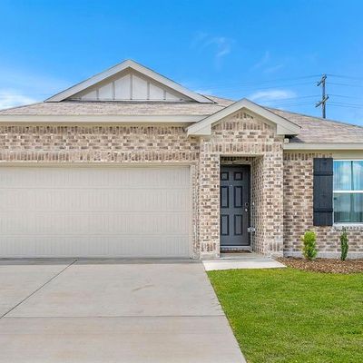 122 Goel St, Greenville, TX 75402