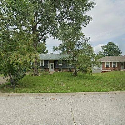 116 Crest Ave, Holts Summit, MO 65043