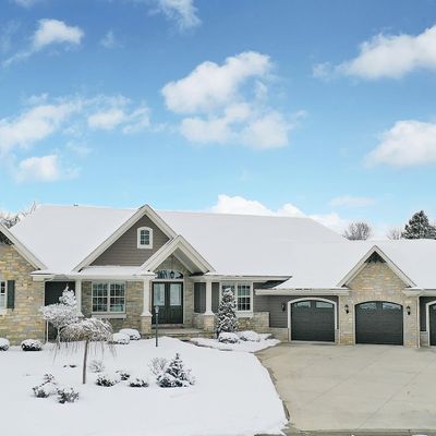 1543 Hidden Acres Ln, Neenah, WI 54956