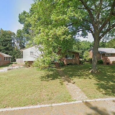 1412 Capri Rd, Winston Salem, NC 27103