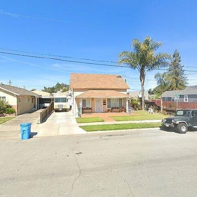 208 Sally St, Hollister, CA 95023