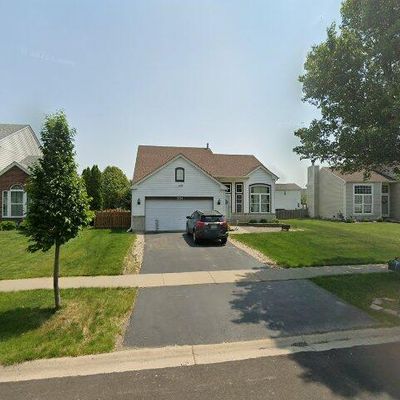 2200 Ashbrook Ln, Plainfield, IL 60586