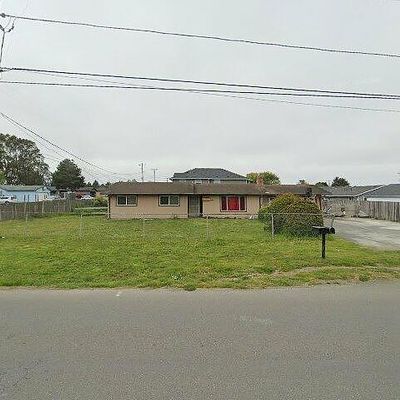 1852 Mckinleyville Ave, Mckinleyville, CA 95519