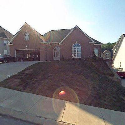 2266 Red Tail Ln, Chattanooga, TN 37421