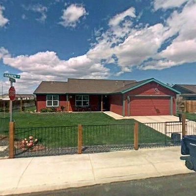 330 Garden Ln, Fernley, NV 89408