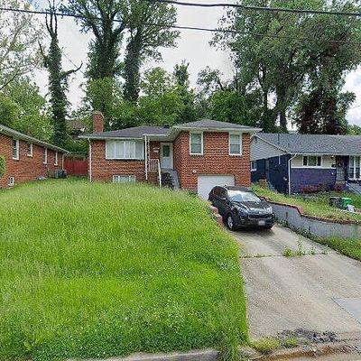 3301 28 Th Pkwy, Temple Hills, MD 20748