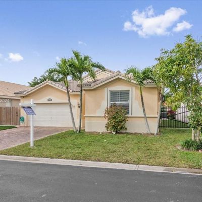 4354 Sw 163 Rd Path, Miami, FL 33185