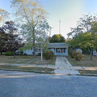 6 Colonial Ave, Cape May Court House, NJ 08210