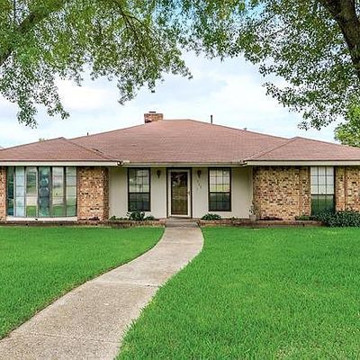 720 Robinlynn St, Mesquite, TX 75149