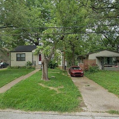 617 Robert Ave, Ferguson, MO 63135