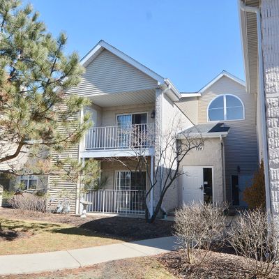 784 N Gary Ave #210, Carol Stream, IL 60188