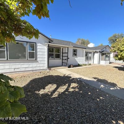 1009 N Dustin Ave, Farmington, NM 87401