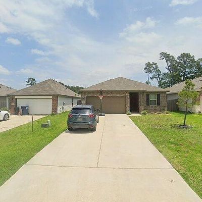 13056 Lake Conroe Bay Rd, Willis, TX 77318