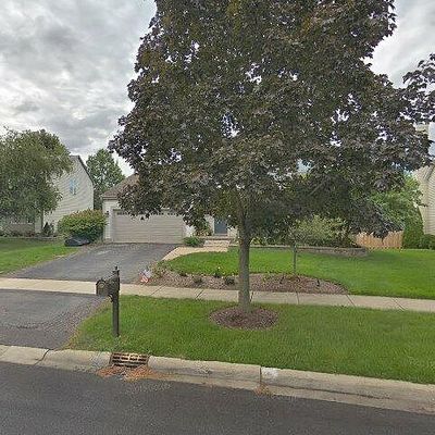 1144 Sandhurst Ln, Carol Stream, IL 60188