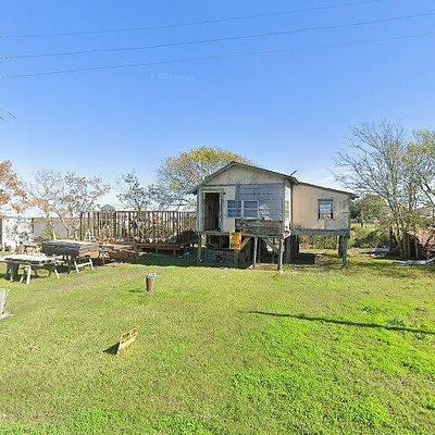 1580 Channel Dr, Brazoria, TX 77422