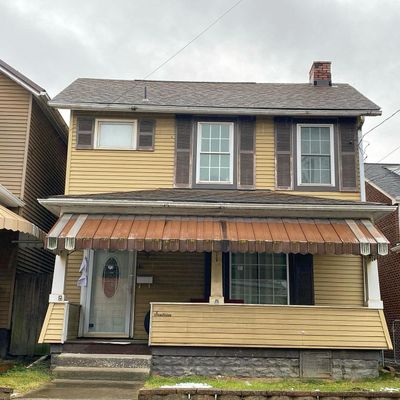 16 Pine St, Natrona Heights, PA 15065