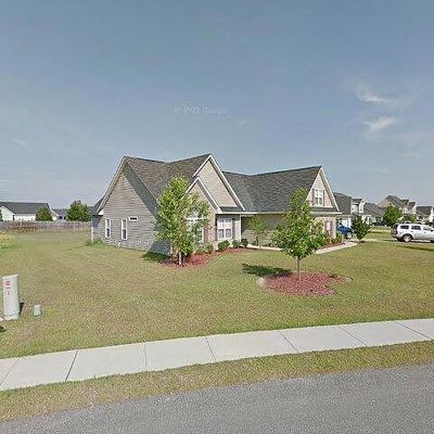 1904 Yellowbrick Rd, Fayetteville, NC 28314