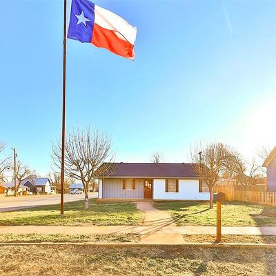 341 Callowhill St, Baird, TX 79504