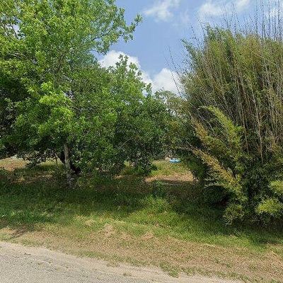 343 Cr 272 Church Rd, Sargent, TX 77414