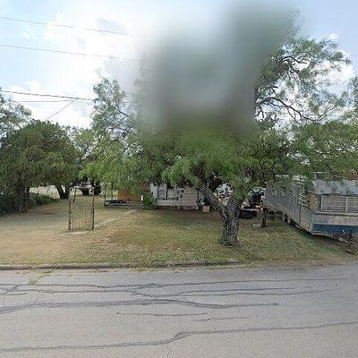 301 N Bois D Arc St, Holliday, TX 76366