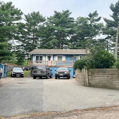 41 Goldfinch Ln, Plymouth, MA 02360