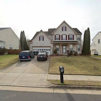 5965 Tapestry Dr, Woodbridge, VA 22193