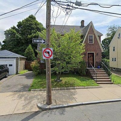 6 Pine Ridge Rd, Mattapan, MA 02126