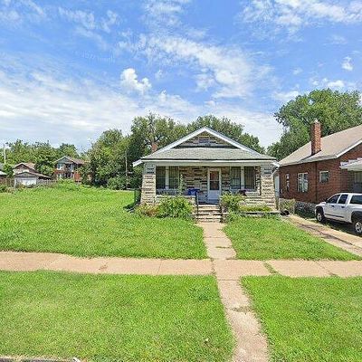 4837 Bessie Ave, Saint Louis, MO 63115