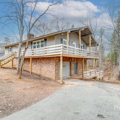 653 Oregon Trl, Lincolnton, NC 28092