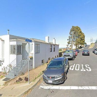 689 Templeton Ave, Daly City, CA 94014