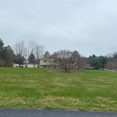 7555 Flint Hill Rd, New Tripoli, PA 18066