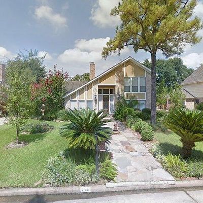 7611 Creek Glen Dr, Houston, TX 77095