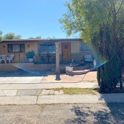 821 W Baffin Dr, Tucson, AZ 85756