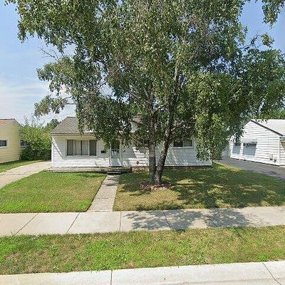 26629 Dale St, Roseville, MI 48066