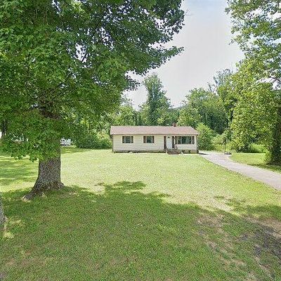 4056 Bendemeer Rd, Salem, VA 24153