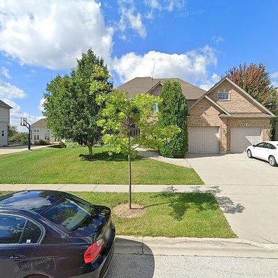 1372 Karen Dr, West Dundee, IL 60118