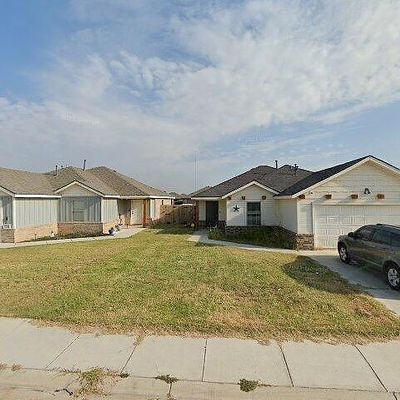 1704 100 Th St, Lubbock, TX 79423