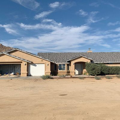 16325 Moccasin Rd, Apple Valley, CA 92307
