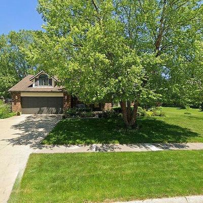 210 Deerpath Dr, Minooka, IL 60447