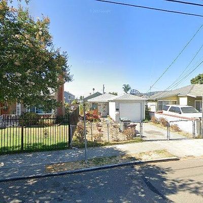 2139 103 Rd Ave, Oakland, CA 94603