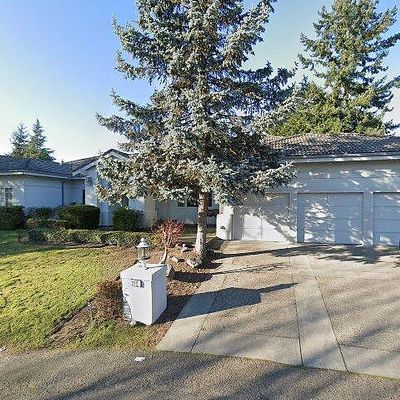 220 Sw 194 Th Pl, Normandy Park, WA 98166