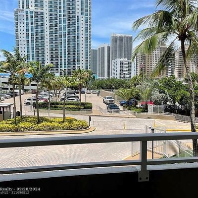 1985 S Ocean Dr #2 H, Hallandale Beach, FL 33009