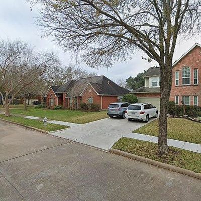 3354 Dew Point Ln, Sugar Land, TX 77479