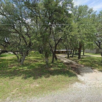 391 Hickory Rd, Poteet, TX 78065