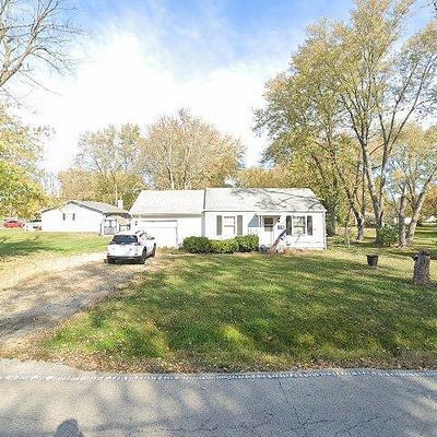 3924 E Greenhill Rd, Decatur, IL 62521