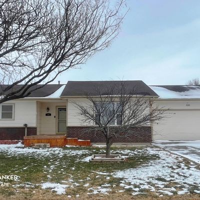 320 Colony St, Garden City, KS 67846