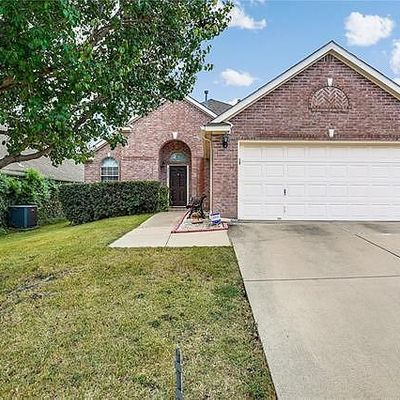 4932 Dougal Ave, Fort Worth, TX 76137