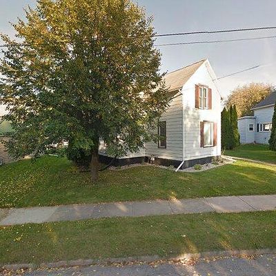 522 Green St, Kaukauna, WI 54130