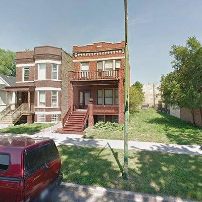 7421 S Blackstone Ave, Chicago, IL 60619