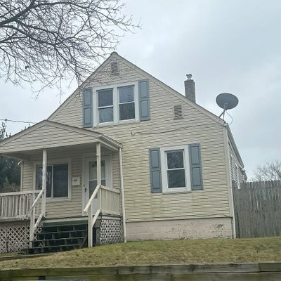 638 Villa Ave, Akron, OH 44310